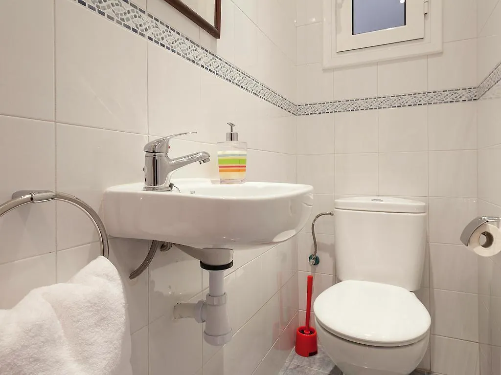Belvilla By Oyo Rambla Paris Apartment Барселона Испания